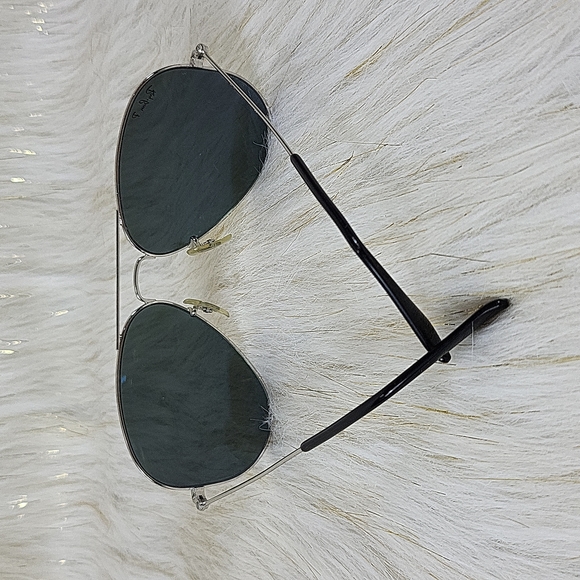 Polarized Ray Ban Aviator Sunglasses - Picture 5 of 8
